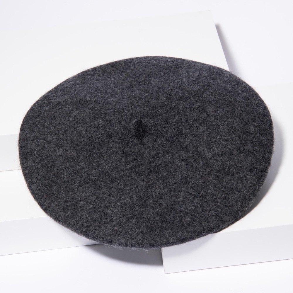 Grey Mon Amour Beret x Unique Vintage